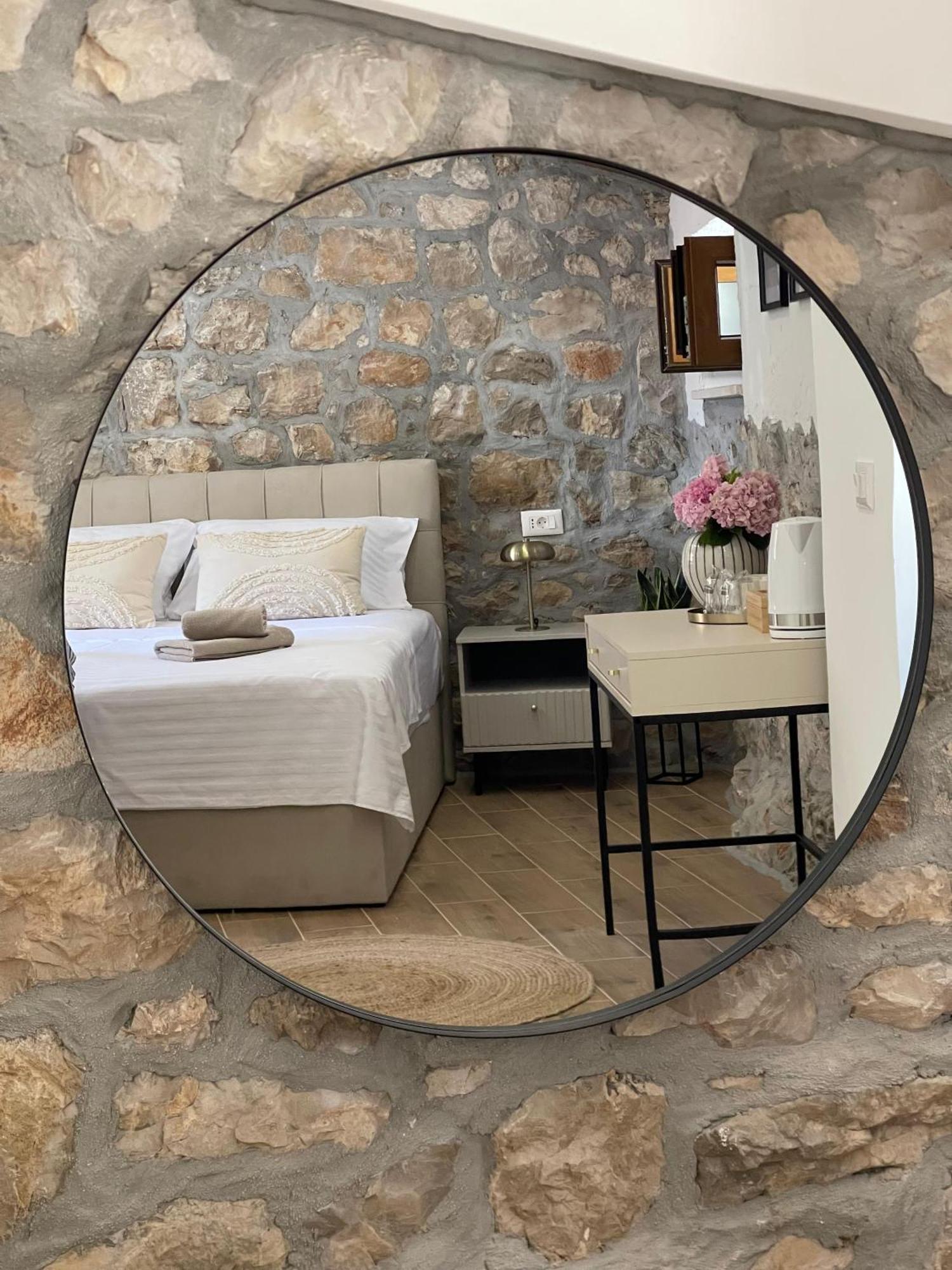 Monte Cristo Wines & Rooms Kuna Pelješka Εξωτερικό φωτογραφία